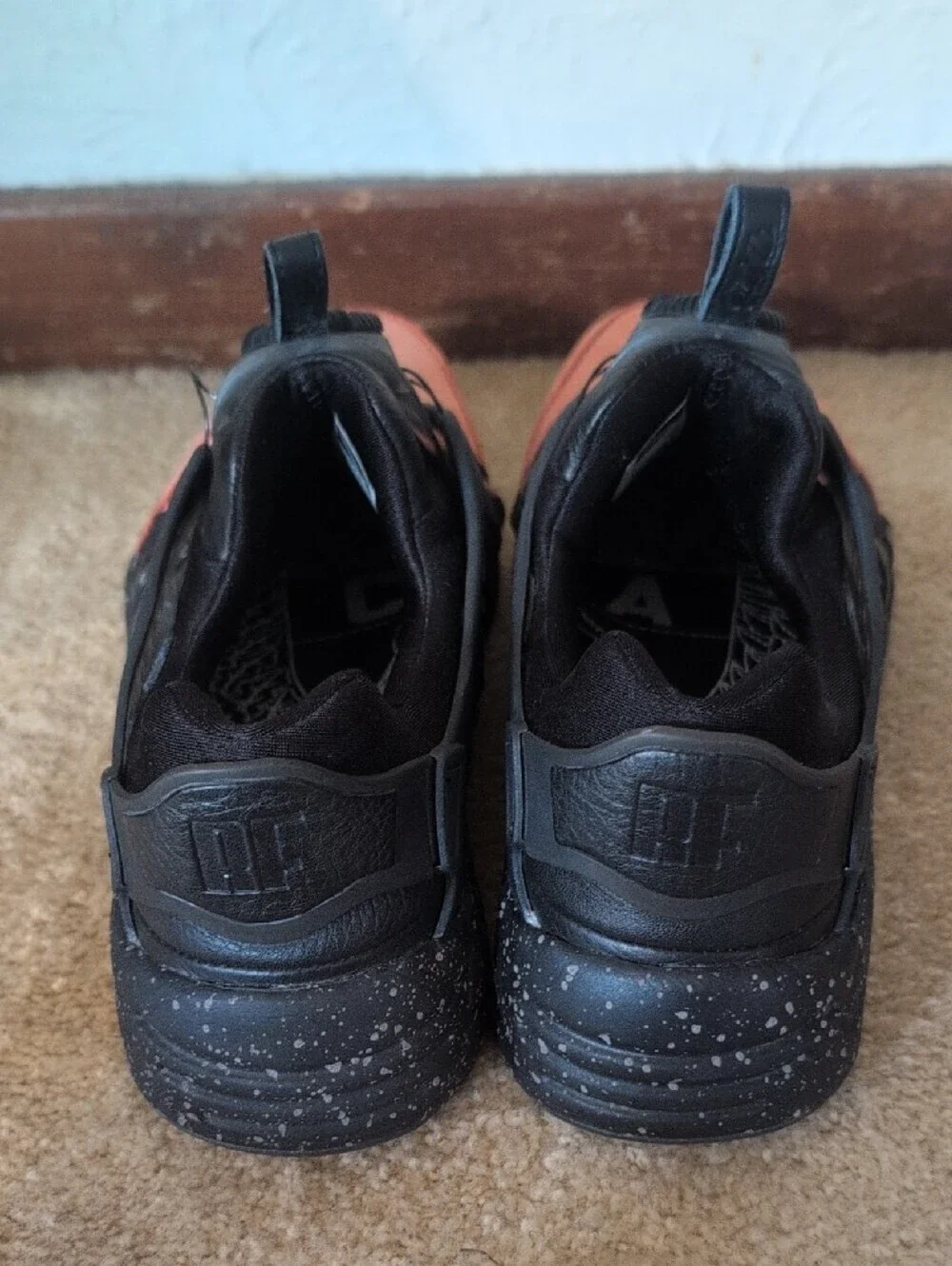 KITH x COAT OF ARMS x PUMA DISC BLAZE 356608 01 